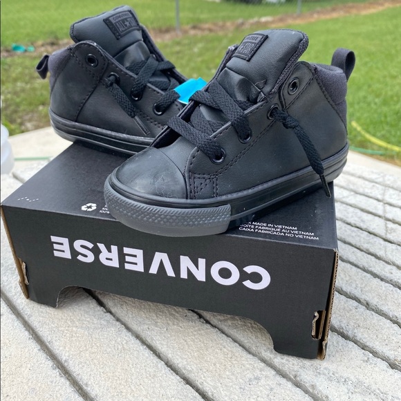 Converse Chuck Taylor All Star MID Shoes - Picture 2 of 6